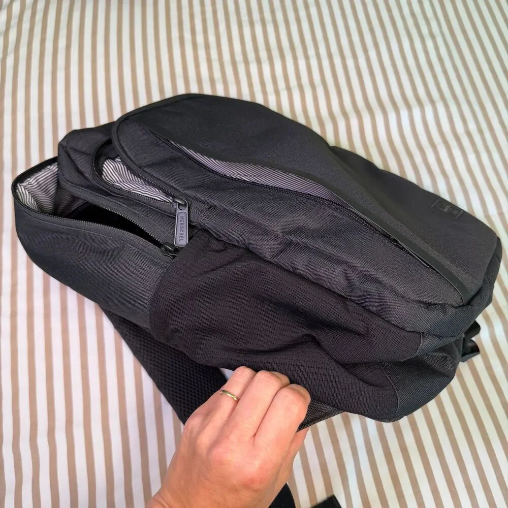Herschel Supply Co Black Tech Laptop Backpack Travel Work School Fleece Lined